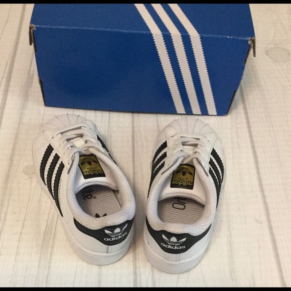 Adidas Superstar - Picture 3 of 6